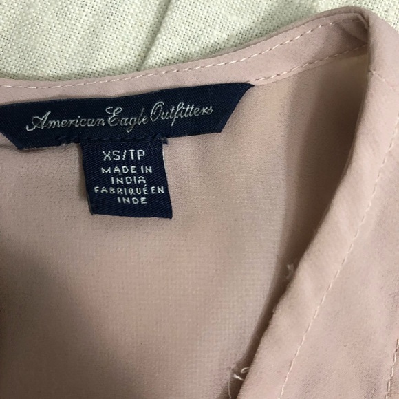 🔥American Eagle Sheer Sequin sleeveless top - Picture 3 of 4